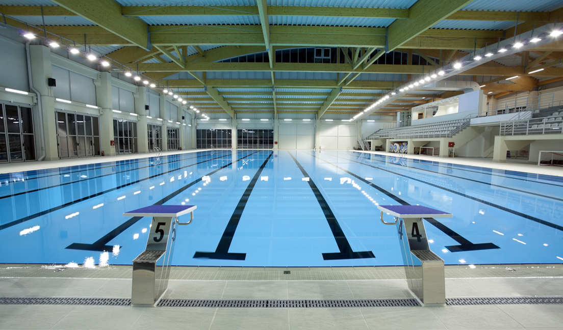 UV Disinfection Eliminates Chloramine Issue at UK Aquatic Facility